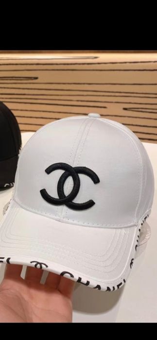 Șapcă Chanel model 2026, 8 modele, preț fix