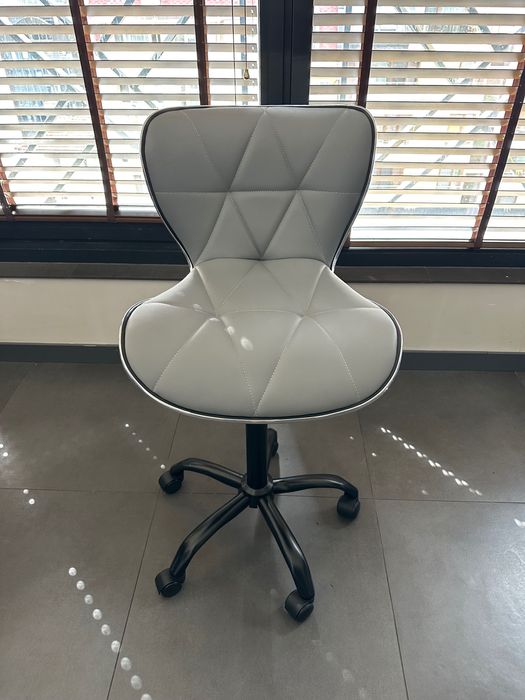 ВИСОК СТОЛ НА КОЛЕЛЦА BROOKLYN - 2г гаранция и безплатна доставка