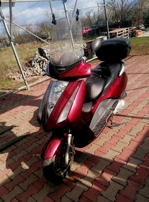 VÂND/SCHIMB cu Auto MAXI Scuter HONDA PANTHEON de 150 an 2005 KM 15000