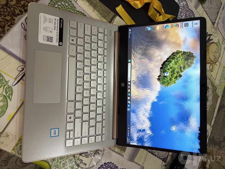 Hp ноутбук N150 янги