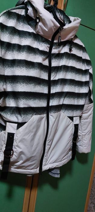 Продам   почти  новые  размер  46-:48