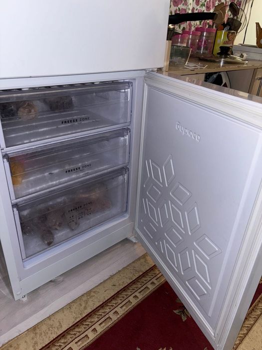 Холодильник Бирюса