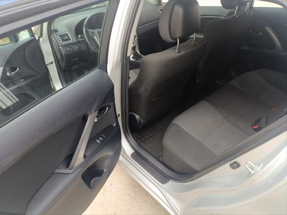 Toyota Avensis 2.2 D