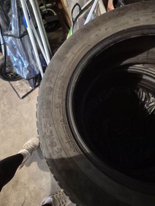 Употребявани зимни гуми Michelin и летни Continental 205/55/R16