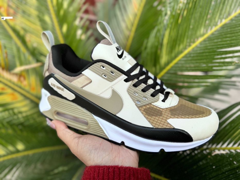 Noul model NIKE Air Max 90 Drift - pret NOU 399 lei , redus de la 550!