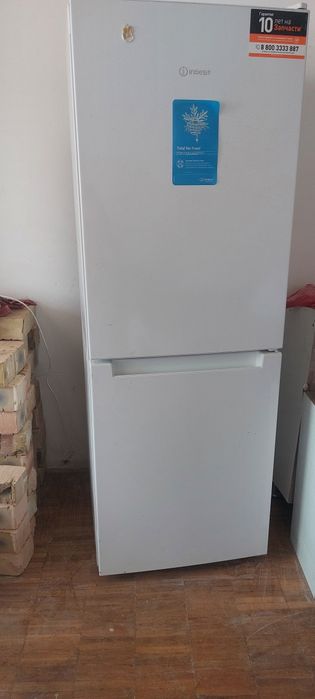 Холодильник INDEZID