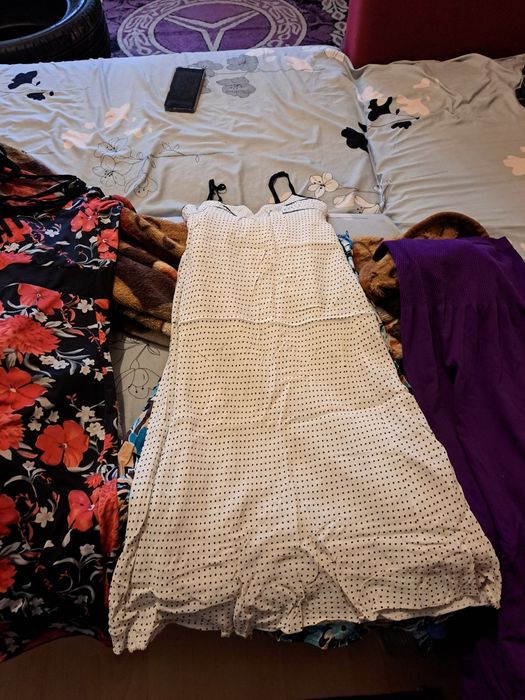 Rochii de vara și un compleu de pat