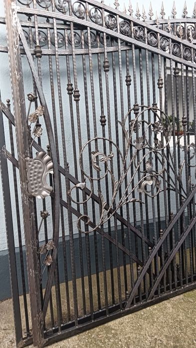 Garduri și porți, balustrade