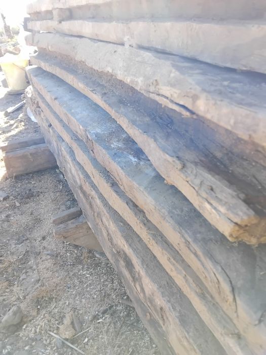 Lemn stejar dintr-o căsuță peste o 150 de ani