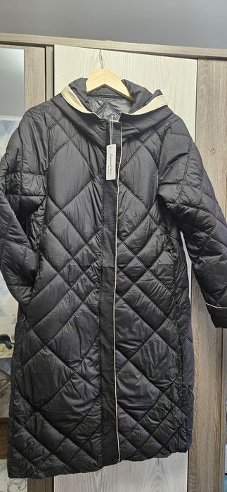 Продам  НОВУЮ женскую куртку