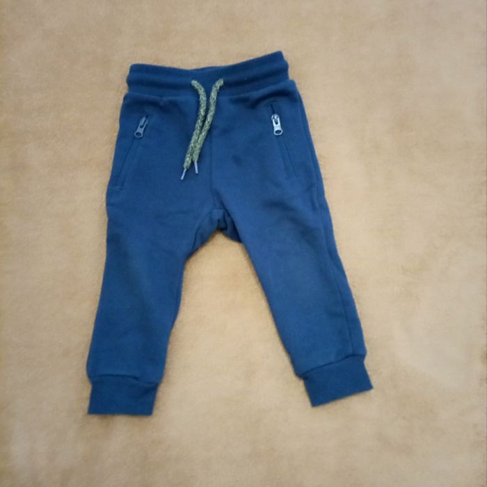 Продам детские вещи