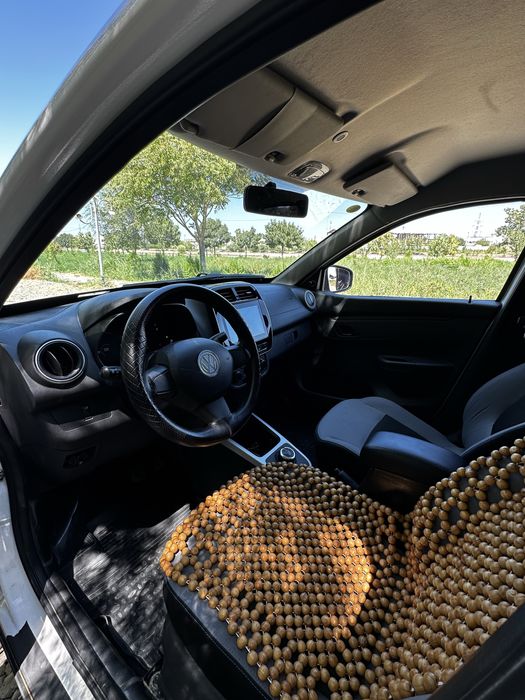 DongFeng Ex1 moshina electrocar