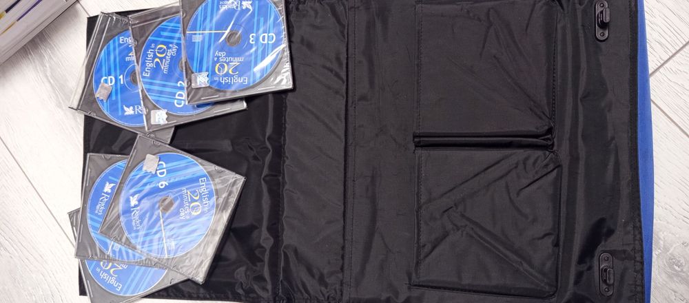 Mapa cd și carte limba engleza