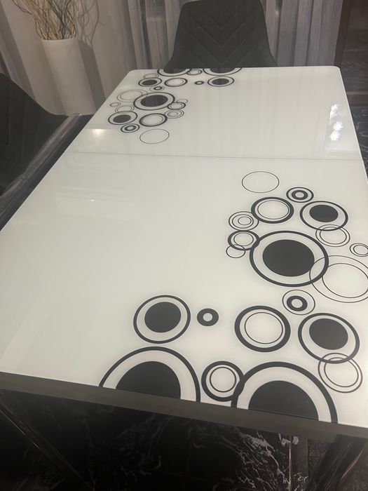 Трапезна разтегателна маса