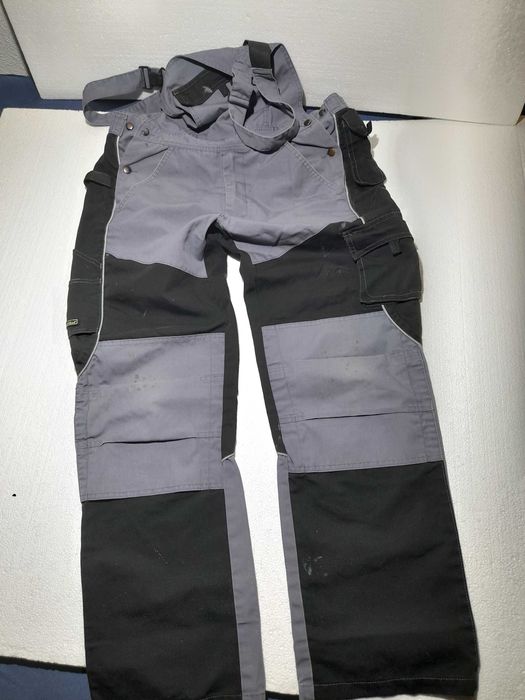 Pantaloni cu bretele marca  Arte fix Germany nr 52