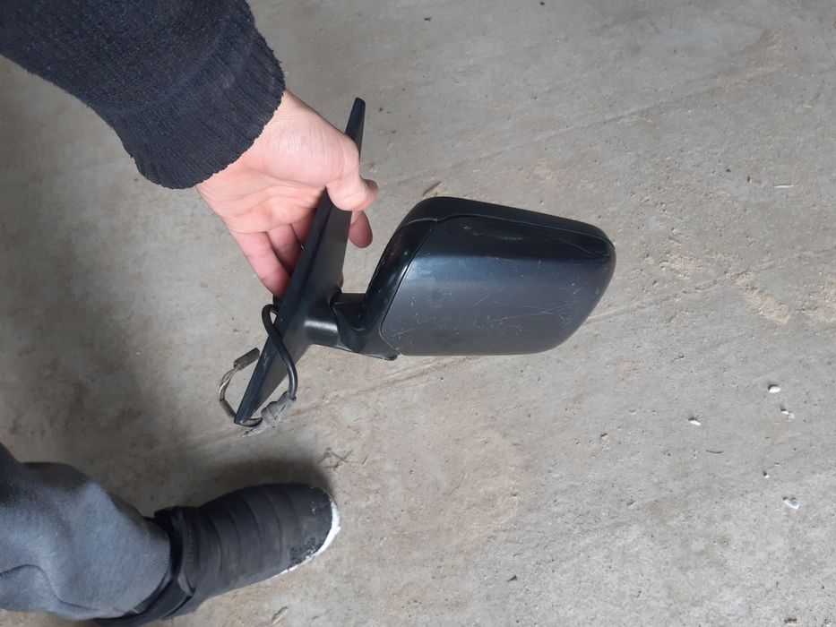 боковой стекло бмв е34