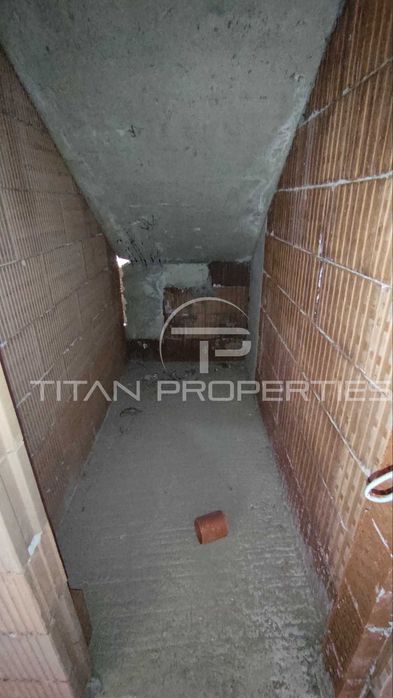 Продава се Многостаен апартамент в Пловдив, Кючук Париж - 158 кв.м за 1425 €/кв.м - Снимка #6