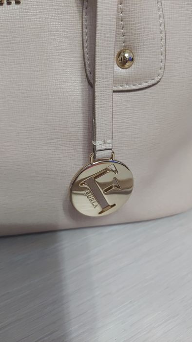 Geanta Furla bej