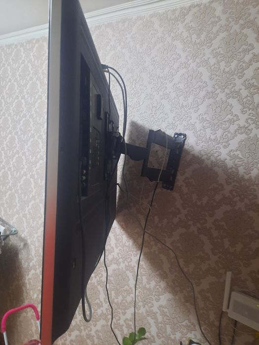 Продам телевизор samsung