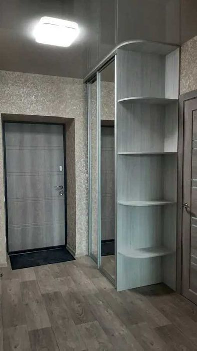 Дава се под наем Двустаен апартамент в София, Център - 55 кв.м за 372.3 € - Снимка #3