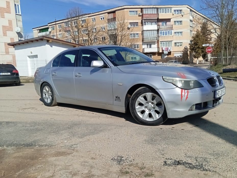Vând urgent BMW 525 E60
