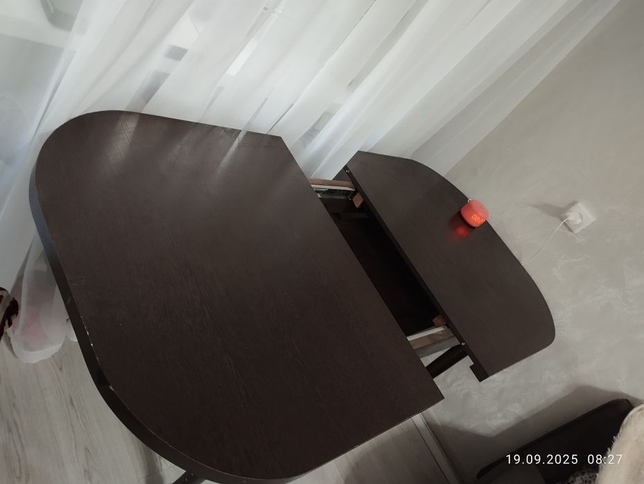 Стол 140 см—180 см