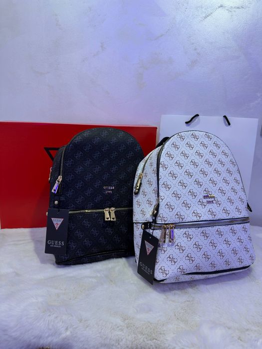 Дамски чанти  разпродажба