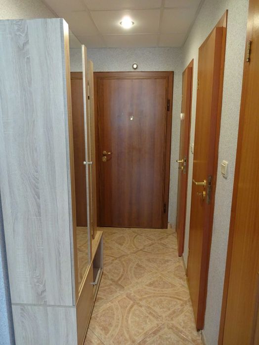 Дава се под наем Тристаен апартамент в Варна, Бриз - 92 кв.м за 561 € - Снимка #5