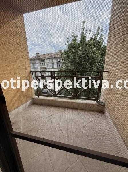 Продава се Тристаен апартамент в Пловдив, Център - 87 кв.м за 2005 €/кв.м - Снимка #2