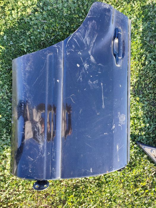 Двери на Субару форестер. SF