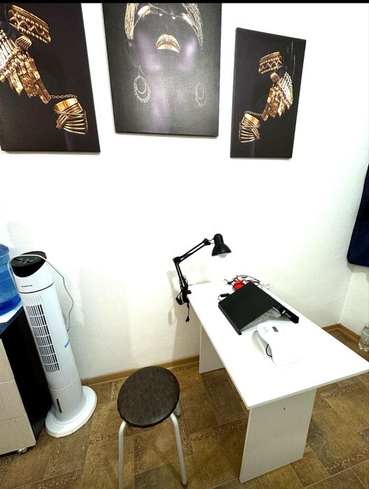 Продаю стол 15000