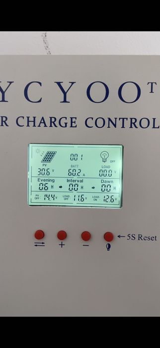Продавам готова соларна система 12V / 220V