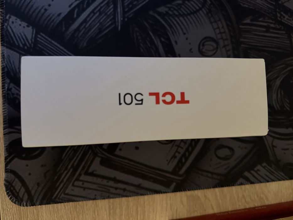 Telefon Tcl 501 nou