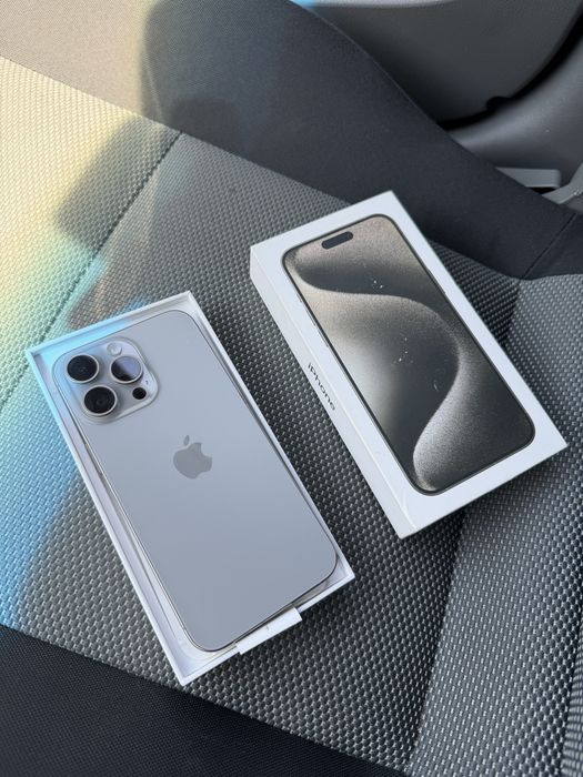 Iphone 15 pro max 256 silver
