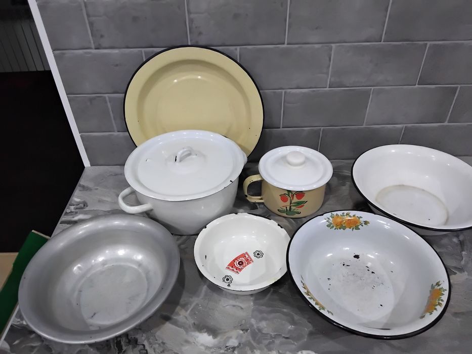 Продам посуду и кухонную утварь