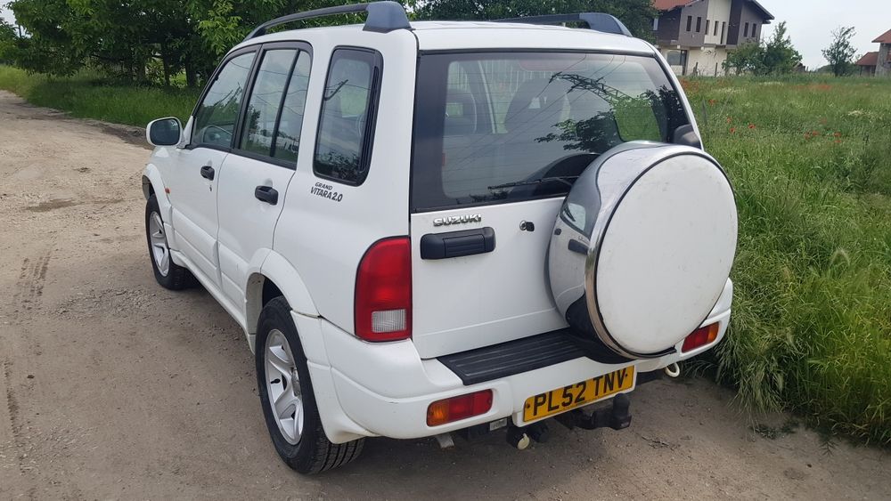 Suzuki grand vitara 2.0i на части