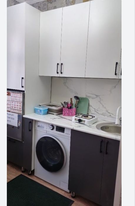 Продам Двухкомнатную Козыбаева 33