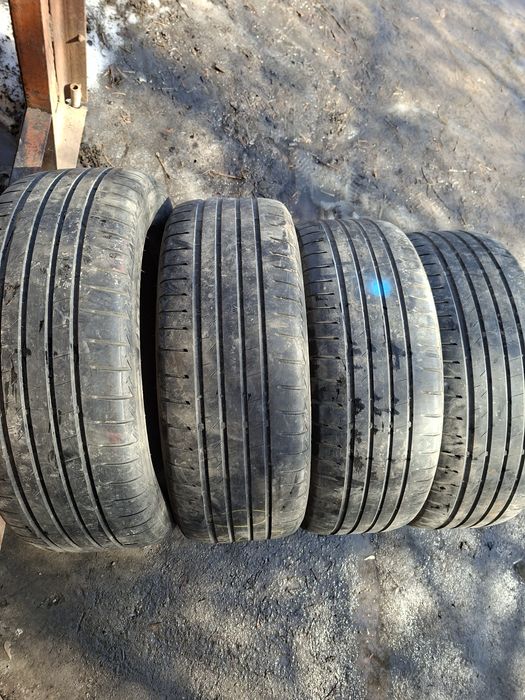 Продам шины 235/55/18 бриджистон