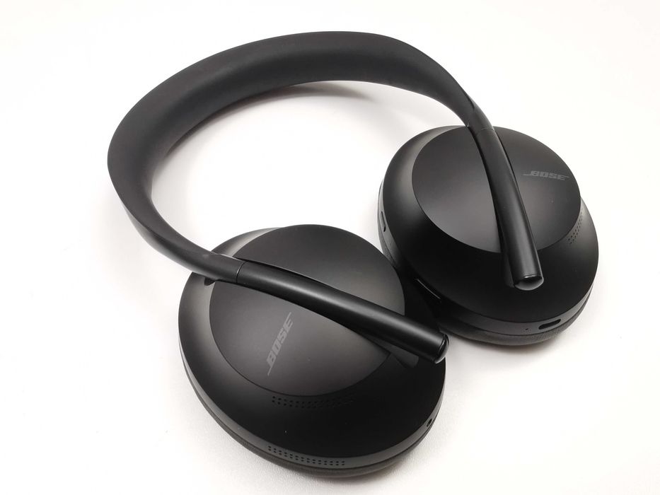 Bose Noise Cancelling 700 безжични слушалки