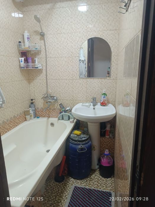 Dom sotiladi Jizzax shahrida