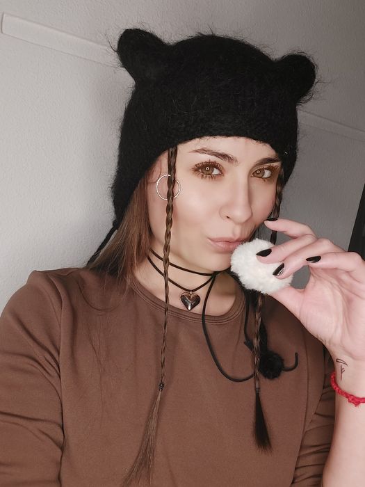 Чепчик с ушками в авторском исполнении.