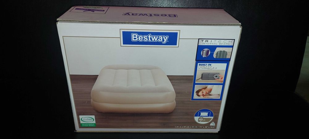 Надуваем дюшек Bestway 191 x 97 x 42/ Вградена помпа
