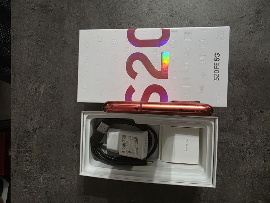 Samsung S20 FE 5G – Performanță premium la super preț!