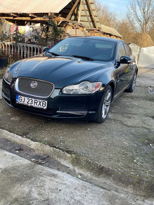 Jaguar Xf motor 2.7