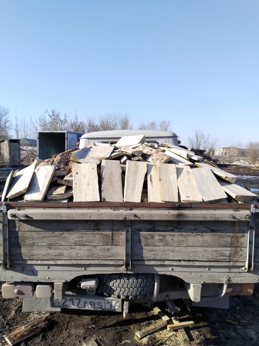 Дрова рубленые. Есть ШВЫРОК сухие.