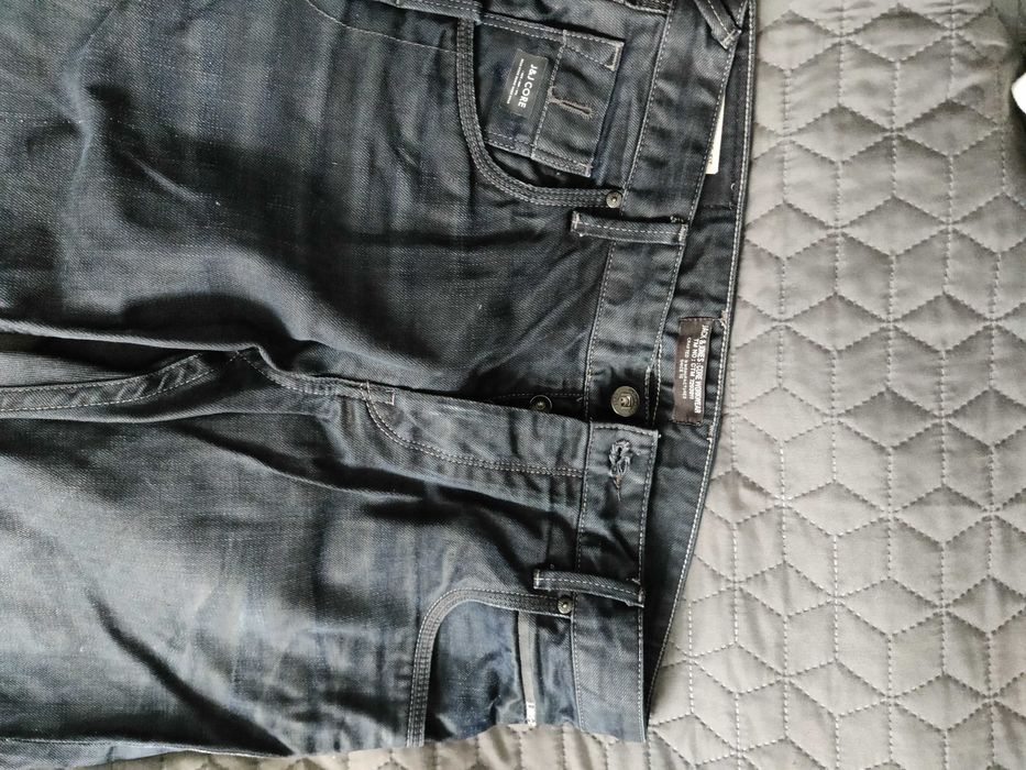 Продавам Мъжки дънки, голям размер - нови