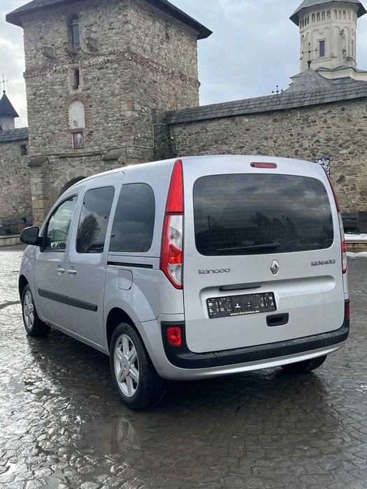 Renault kangoo 1.5 dci an 2015  euro 5 stare fffoarte buna