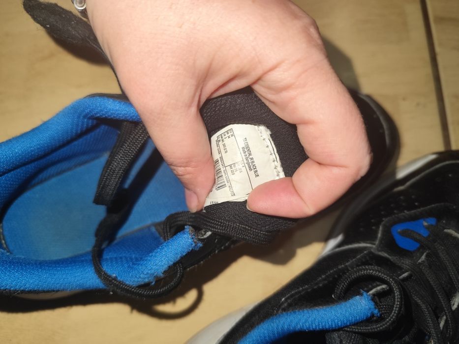 Adidași Artengo Nr 36