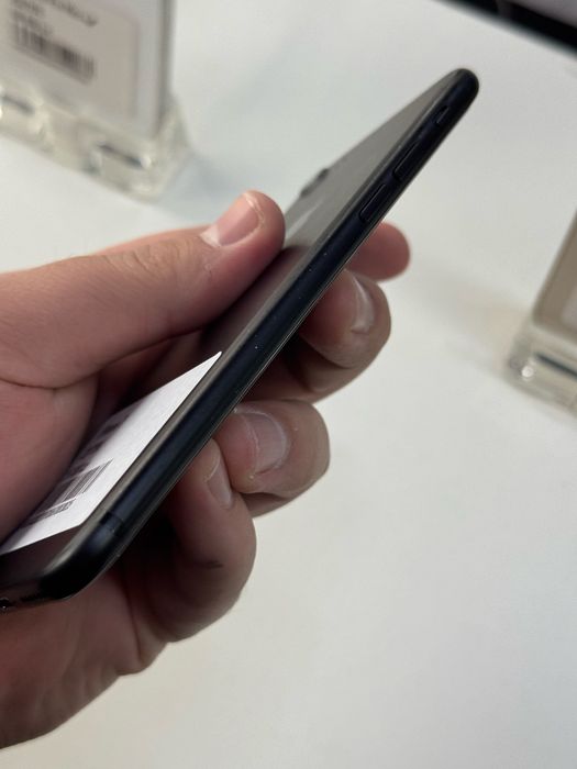 Iphone 7 32gb 75% все работает