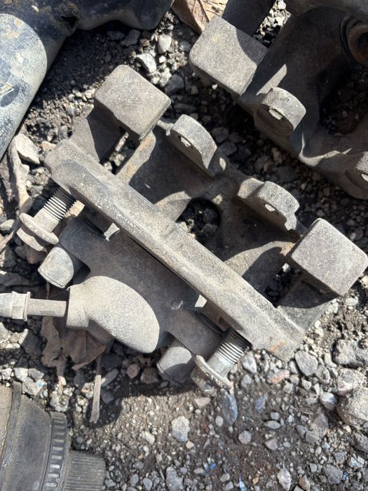 Суппорт е46 bmw 2003